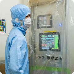 製造技術職（機械オペレーター）